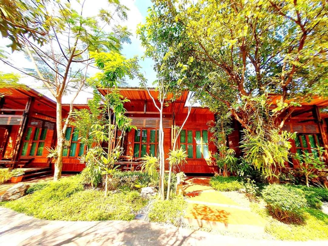 Areeya Phubeach Resort Wooden House Ban Chong Phli Zewnętrze zdjęcie