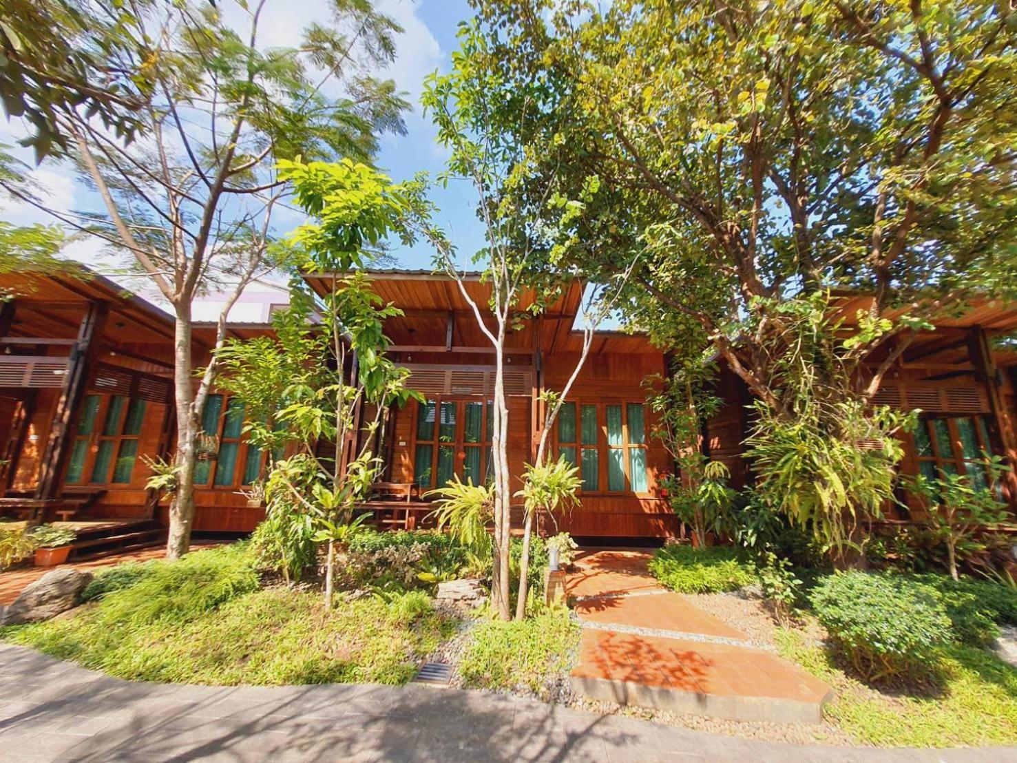 Areeya Phubeach Resort Wooden House Ban Chong Phli Zewnętrze zdjęcie
